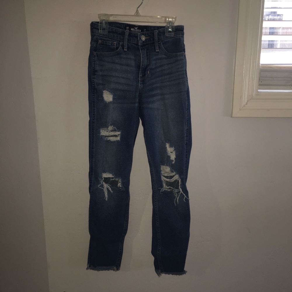 hollister high rise mom jeans